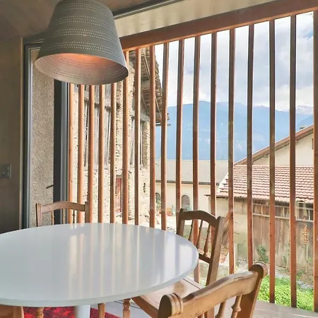 Renovated Historic Barn In Mountain Village Ollon