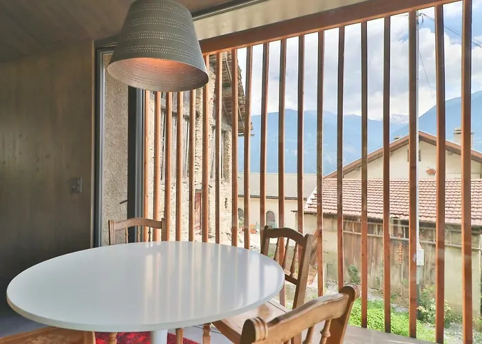 Renovated Historic Barn In Mountain Village Ollon