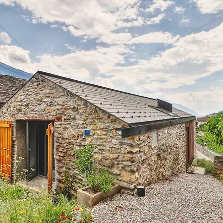 Дом отдыха Renovated Historic Barn In Mountain Village Ollon